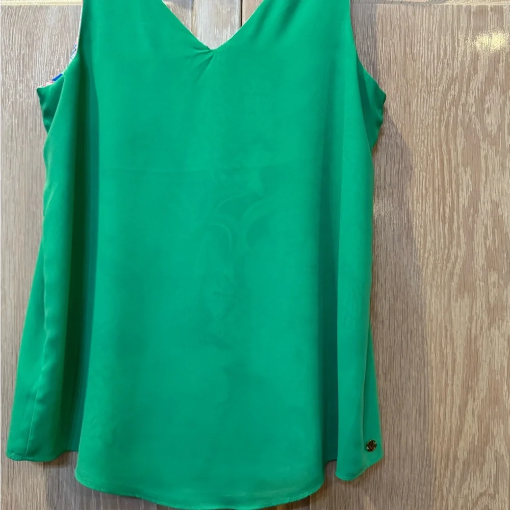 Lilly Pulitzer reversible Blue and Pink Floral top - Picture 4 of 6